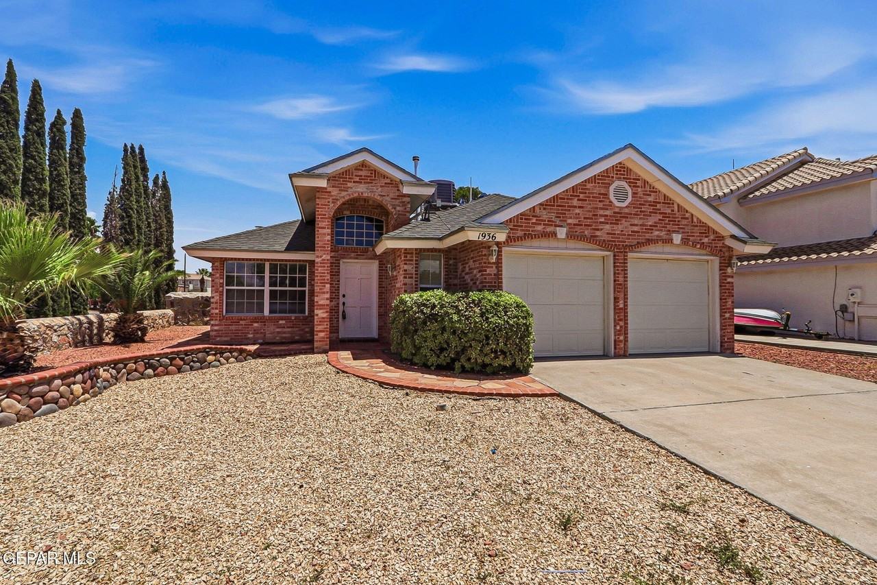 1936 Desert Sun Dr - Photo 2 of 46