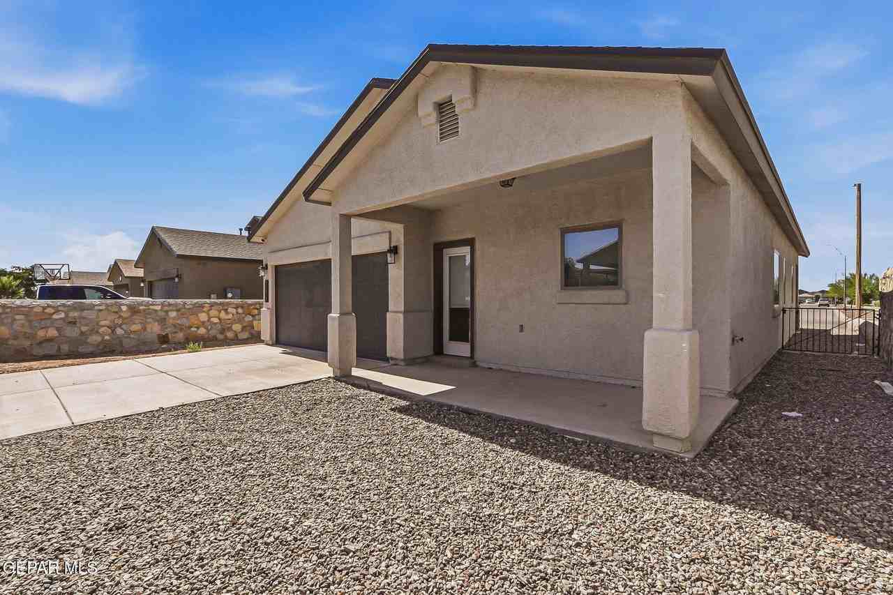 14817 Tierra Isaiah Ave - Photo 5 of 38