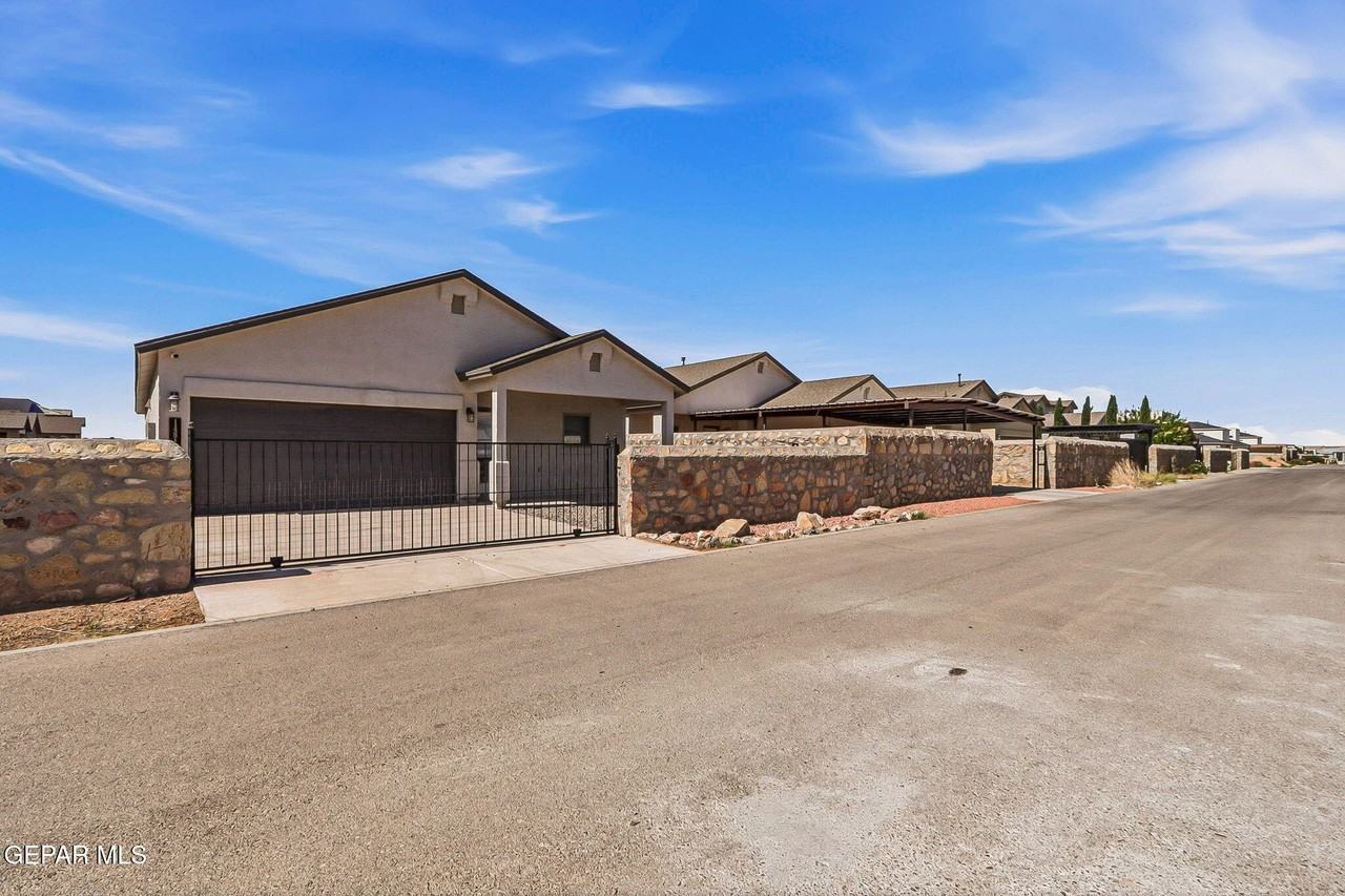 14817 Tierra Isaiah Ave - Photo 6 of 38