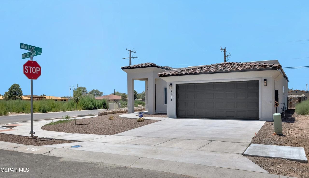 5981 Ruidoso Downs St - Photo 4 of 33