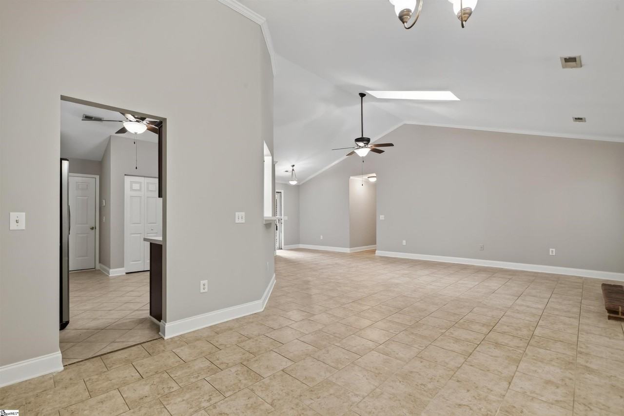 207 Baldwin Pines Ct - Photo 5 of 17