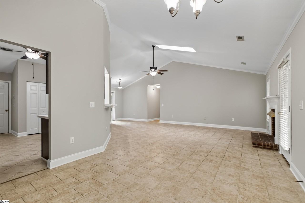 207 Baldwin Pines Ct - Photo 6 of 17