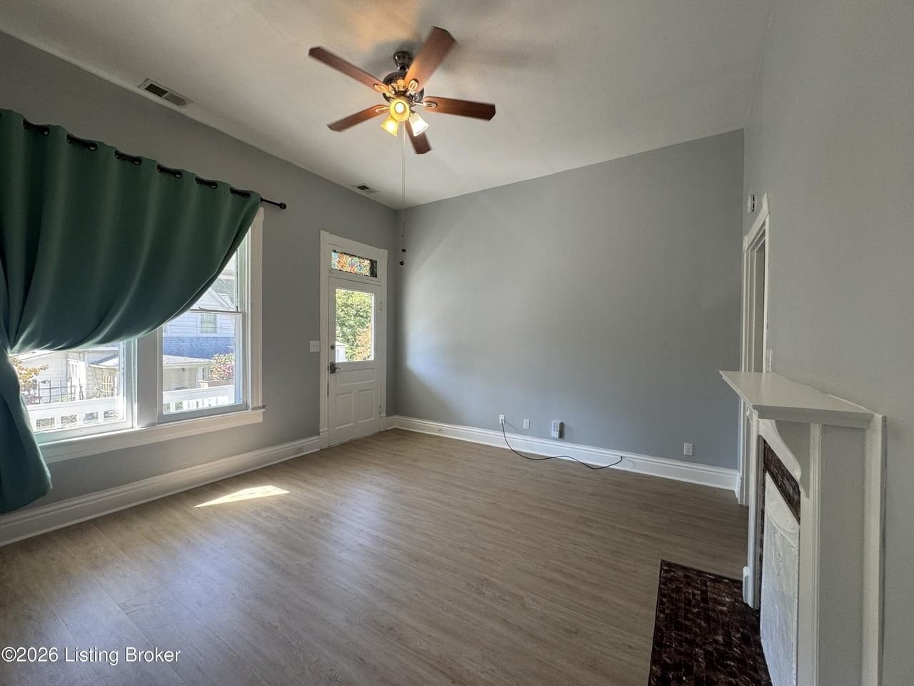 125 N Jane St - Photo 7 of 18