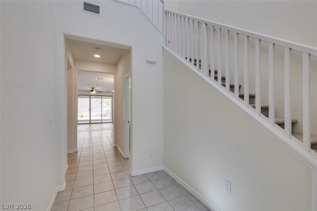 135 Berneri Dr - Photo 3 of 25