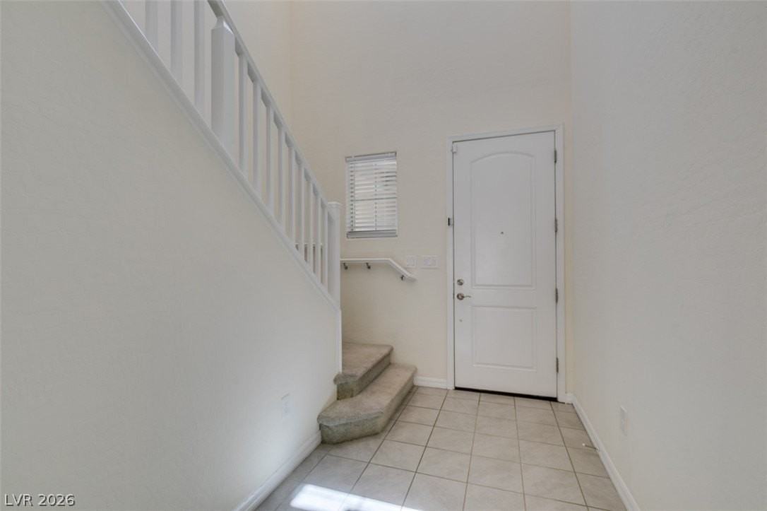 135 Berneri Dr - Photo 4 of 25