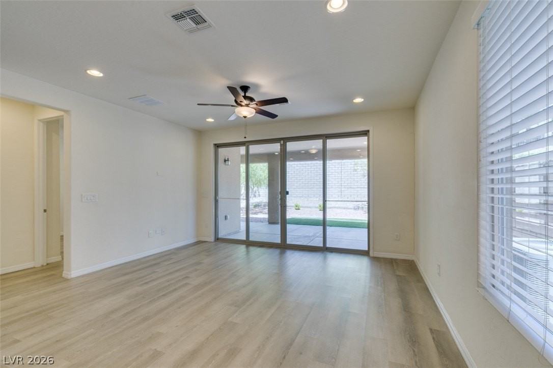 135 Berneri Dr - Photo 6 of 25
