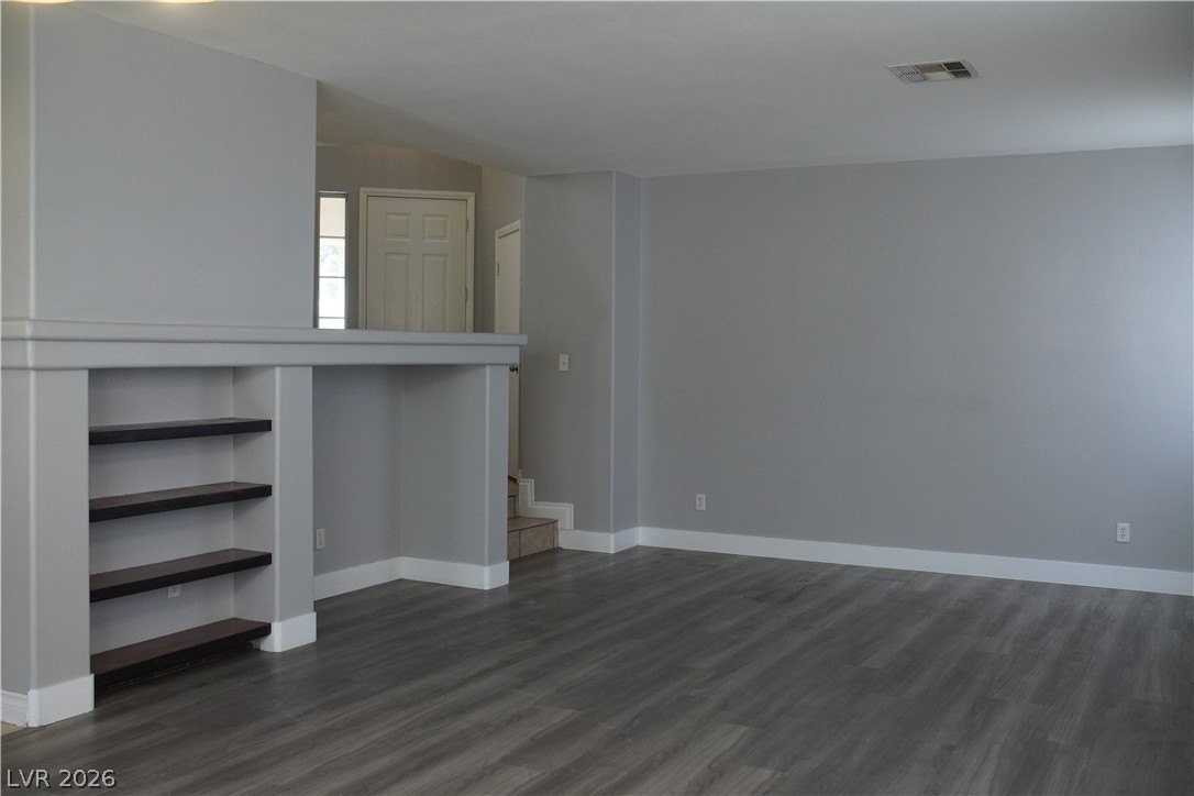 10015 San Gervasio Ave - Photo 3 of 16