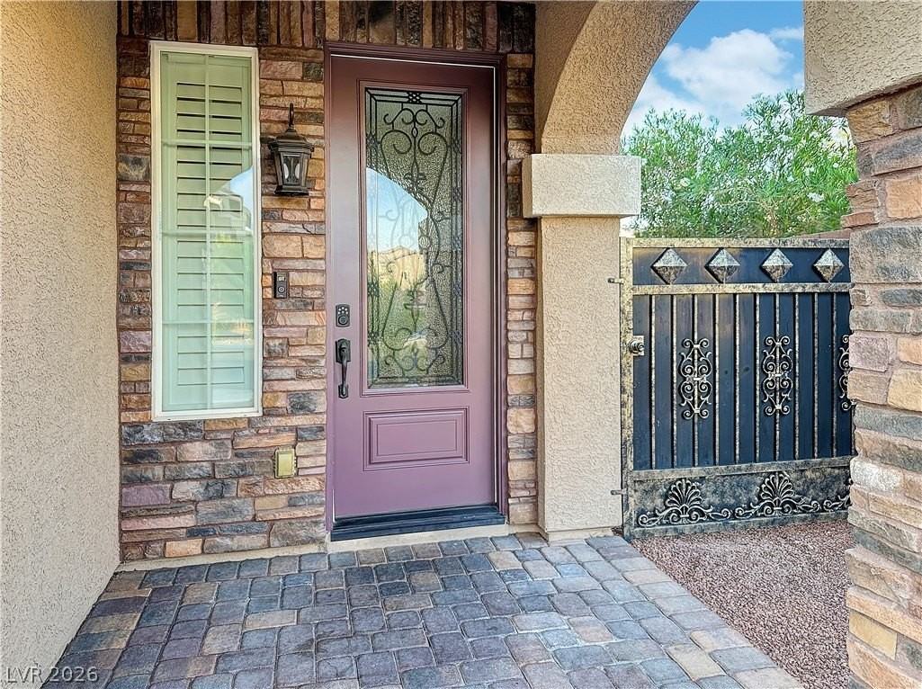 6372 Tamber Bay Rd - Photo 4 of 24