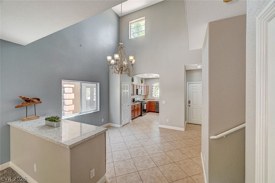 8454 Cerritos Ct - Photo 7 of 48