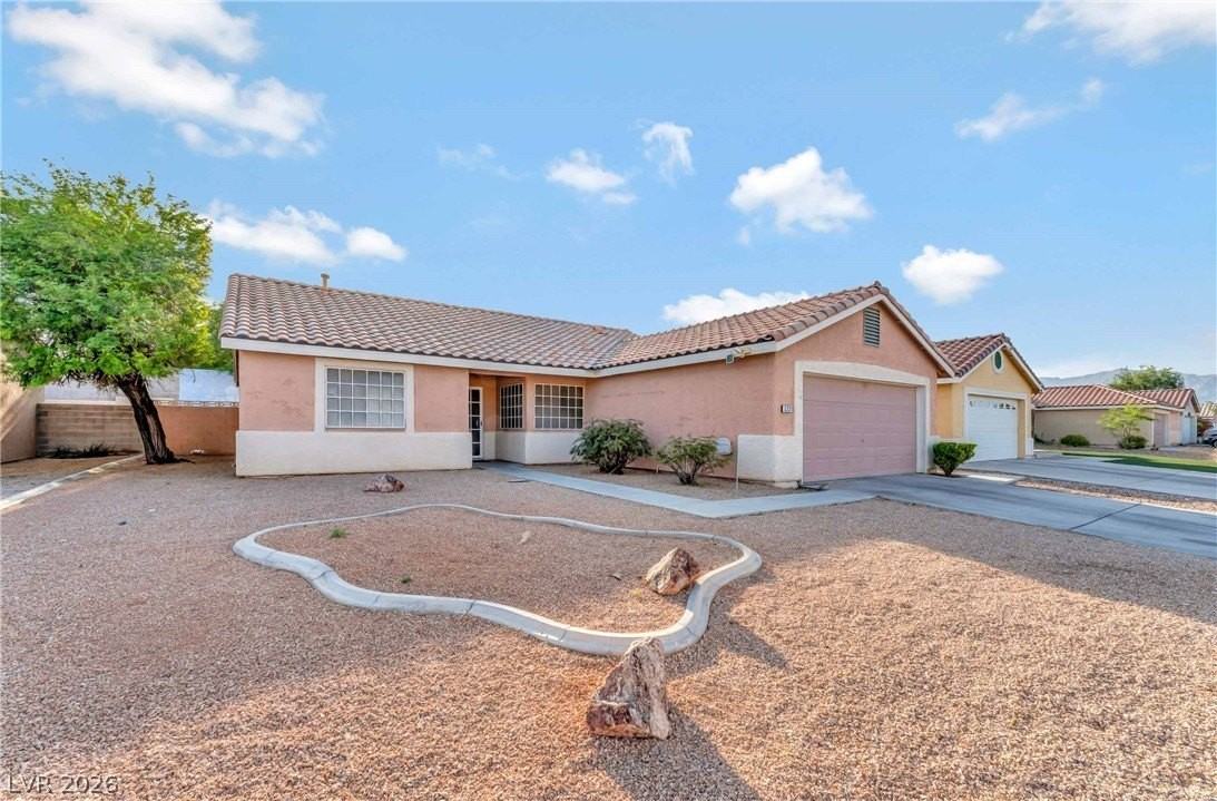 5321 Padero Dr - Photo 2 of 21
