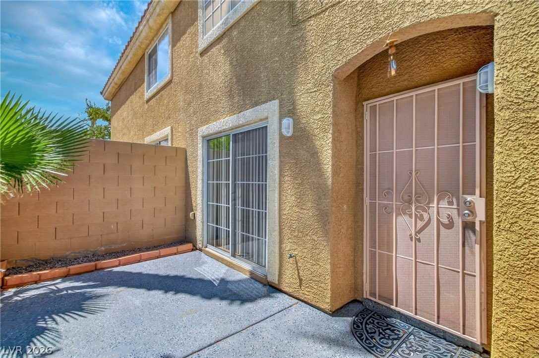 9631 Lame Horse Dr - Photo 3 of 25