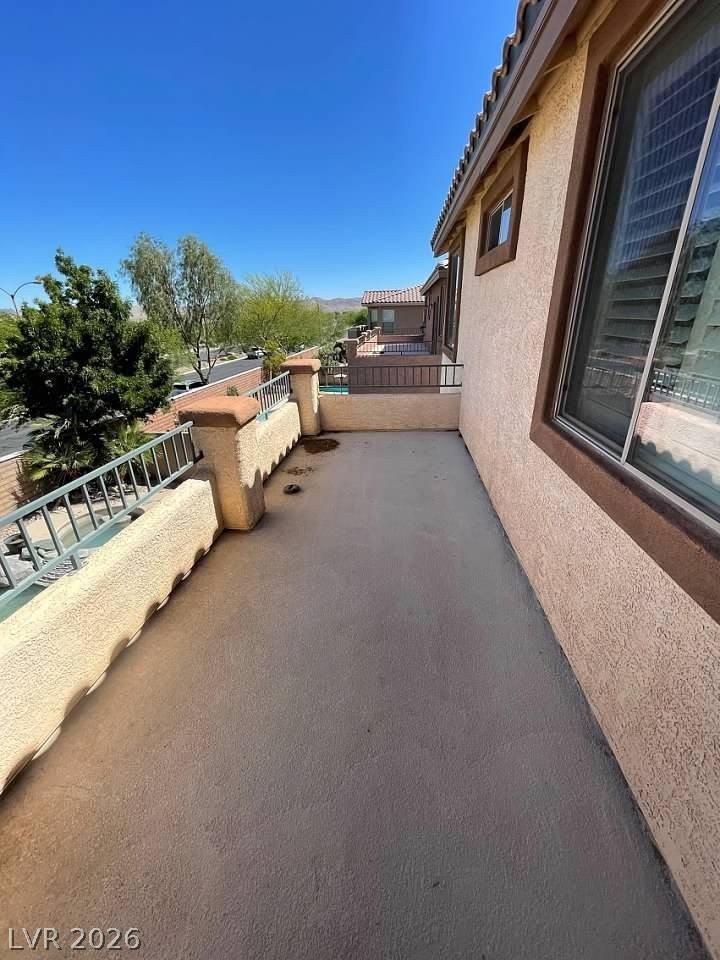 9622 Staff Ln - Photo 7 of 50