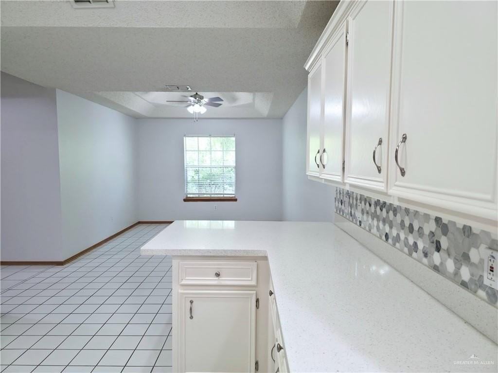 1216 Heron Ct - Photo 5 of 24