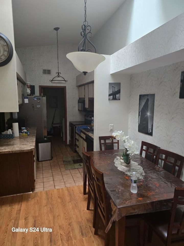1695 Shoemaker Dr - Photo 4 of 15