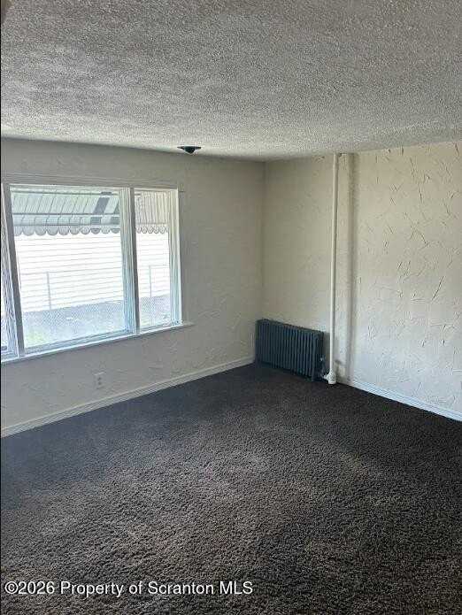 1020 Farber Ct - Photo 5 of 9