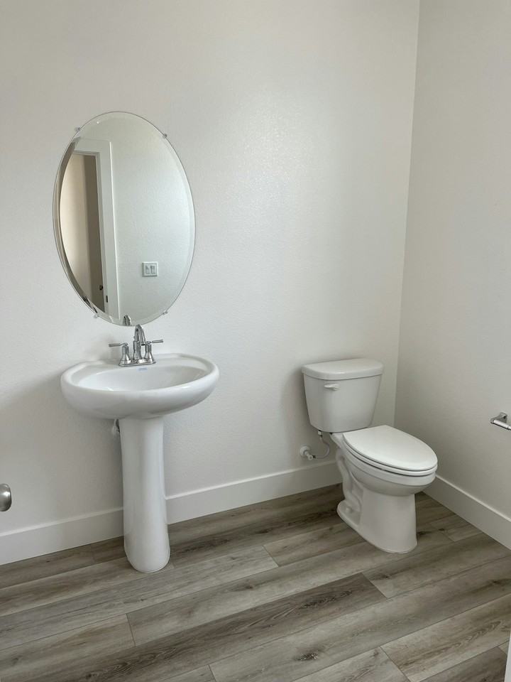 3512 Jeffrey Pine Lane - Photo 2 of 12