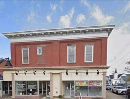 featured image of 107 E Blackwell St #2
