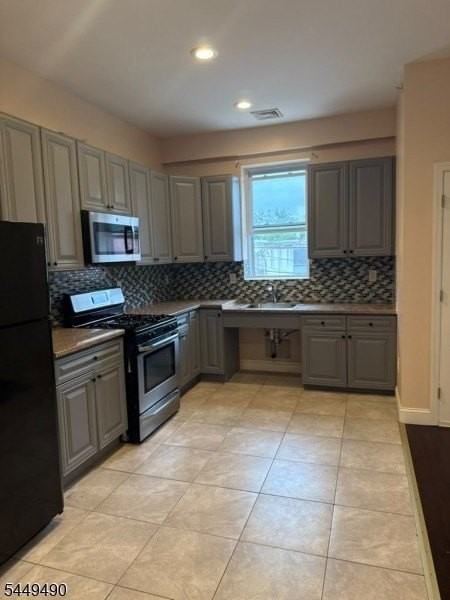 107 E Blackwell St #2 - Photo 2 of 4