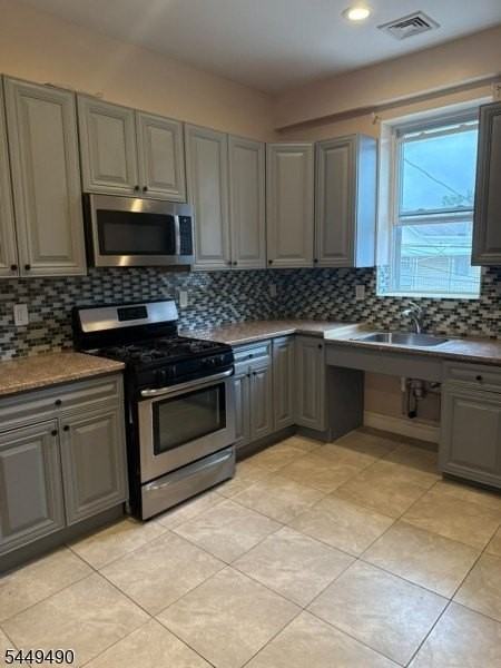 107 E Blackwell St #2 - Photo 3 of 4