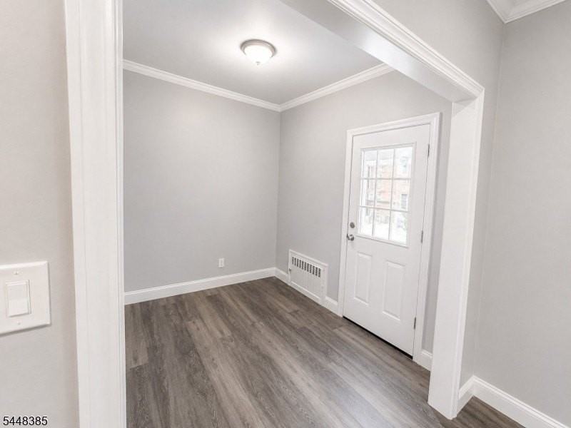 197 Hansbury Ave - Photo 4 of 12