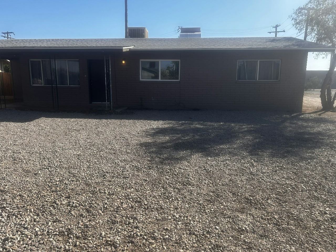 1173 N 4th St - Photo 3 of 23