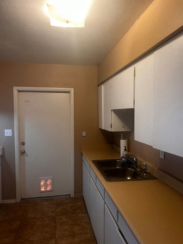 1173 N 4th St - Photo 5 of 23