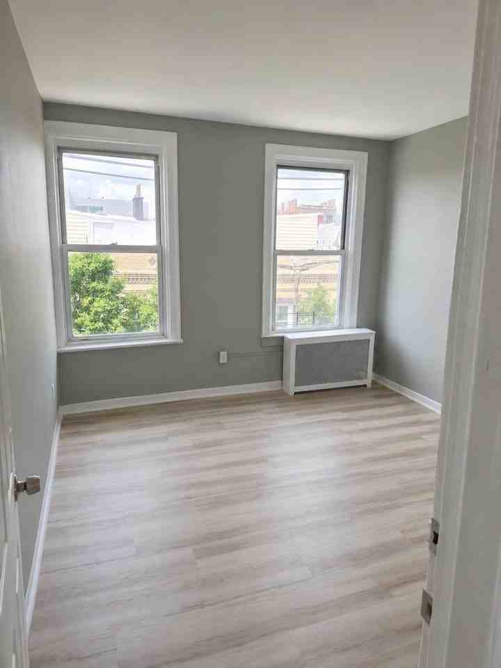 3612 New York Ave #5 - Photo 2 of 6