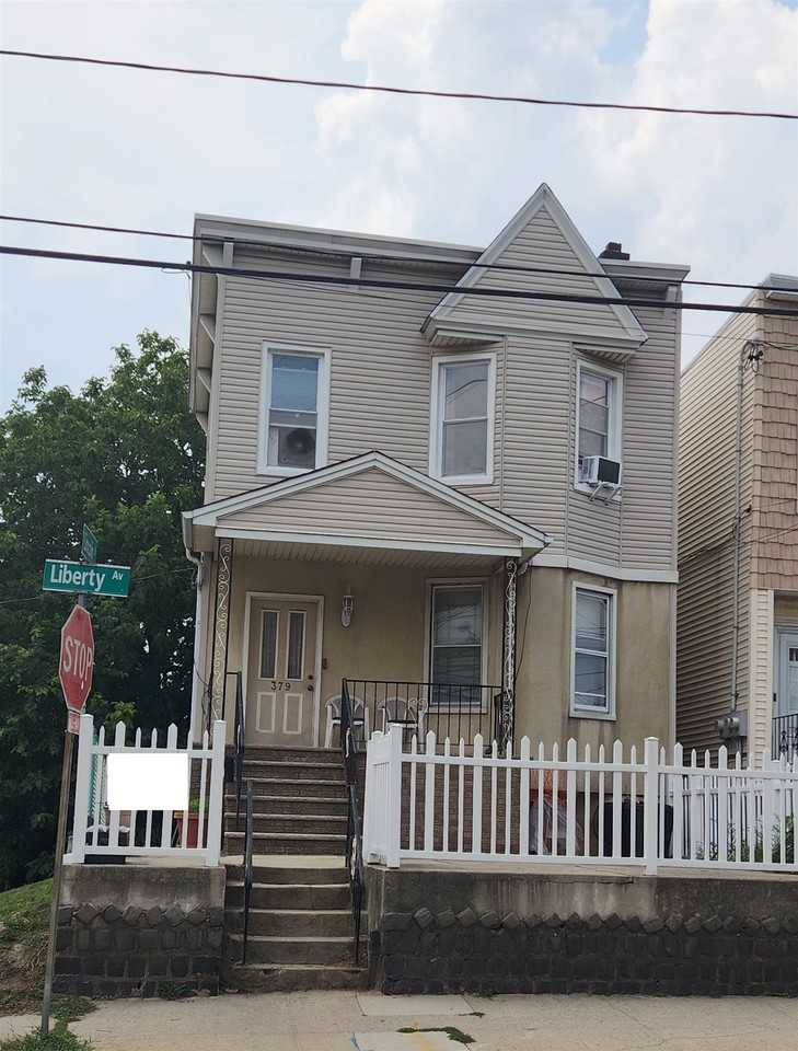 379 Liberty Ave #1