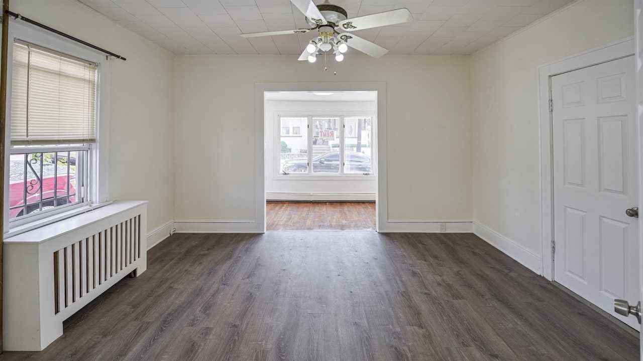 1120 73rd St #1 - Photo 5 of 19
