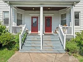 featured image of 117 N 3rd Ave