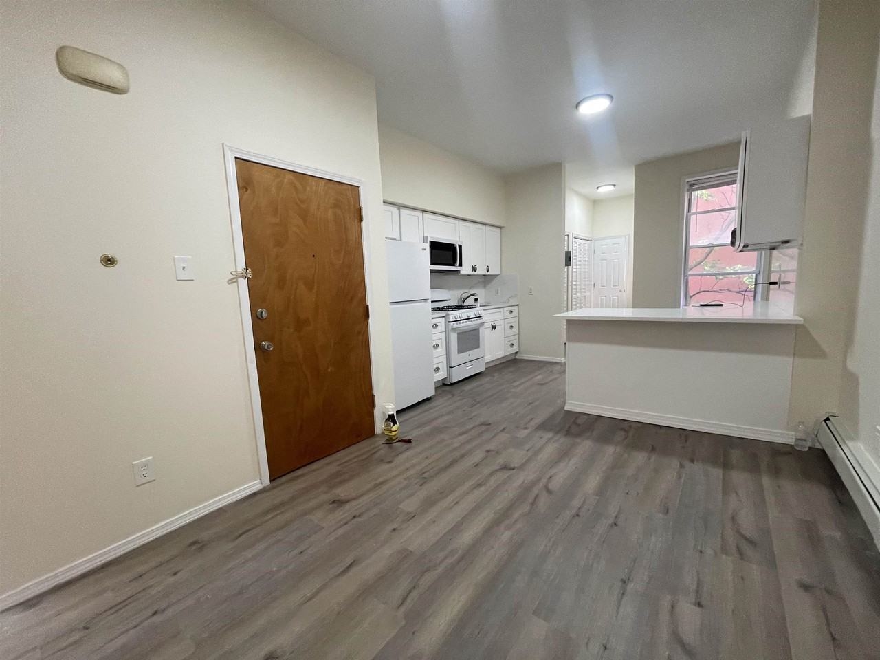 265 Baldwin Ave #3R - Photo 5 of 29