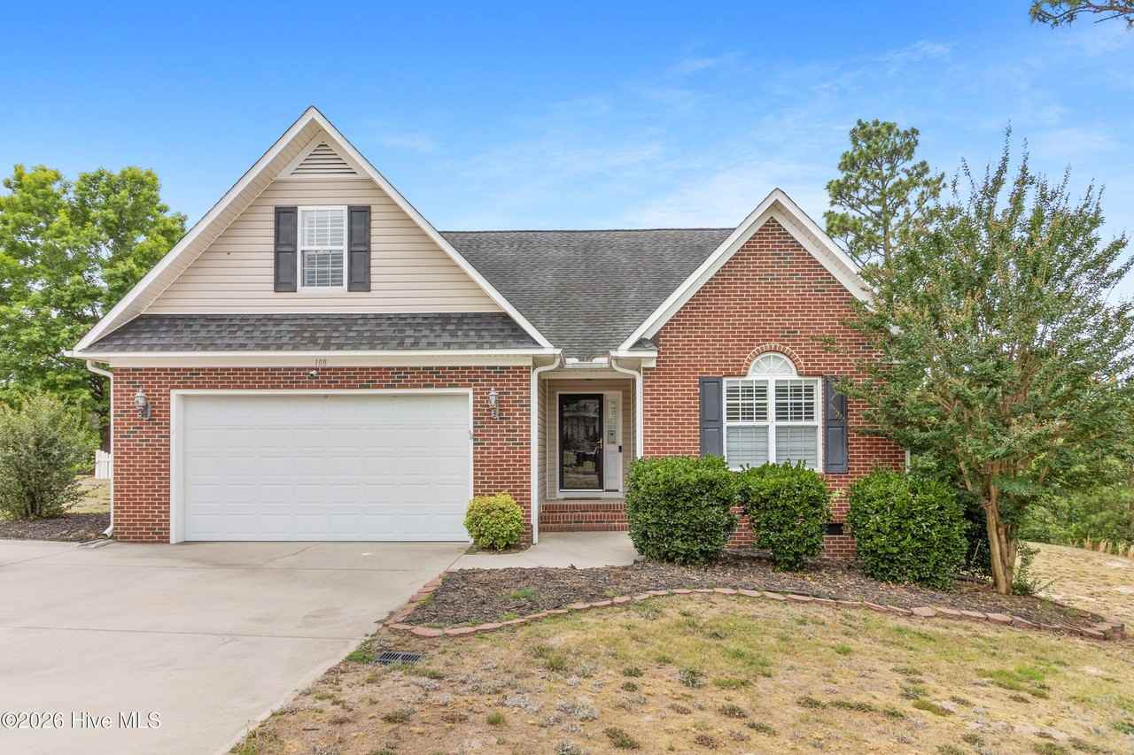 108 Camberly Ln - Photo 2 of 39