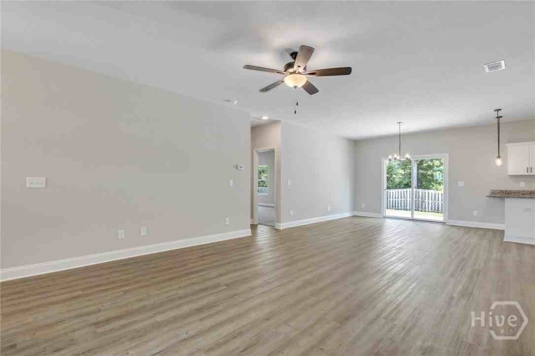 234 Hayden Pl - Photo 7 of 38
