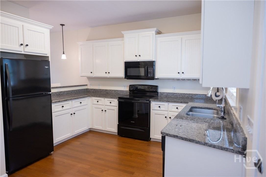 503 E 32nd St - Photo 5 of 7