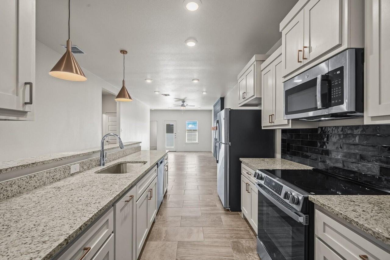 1115 N 7th St - Photo 6 of 22