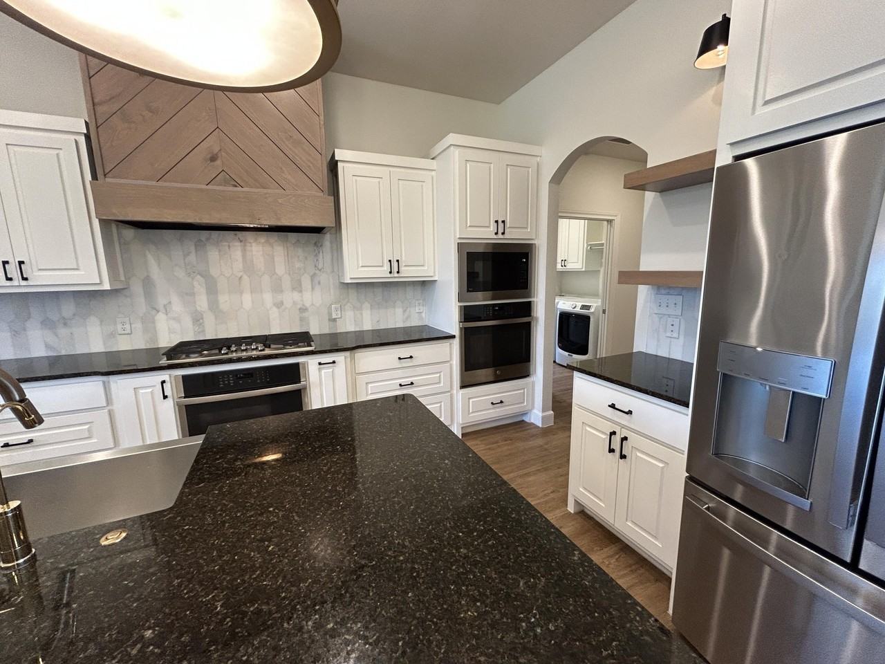6960 102nd St - Photo 5 of 16