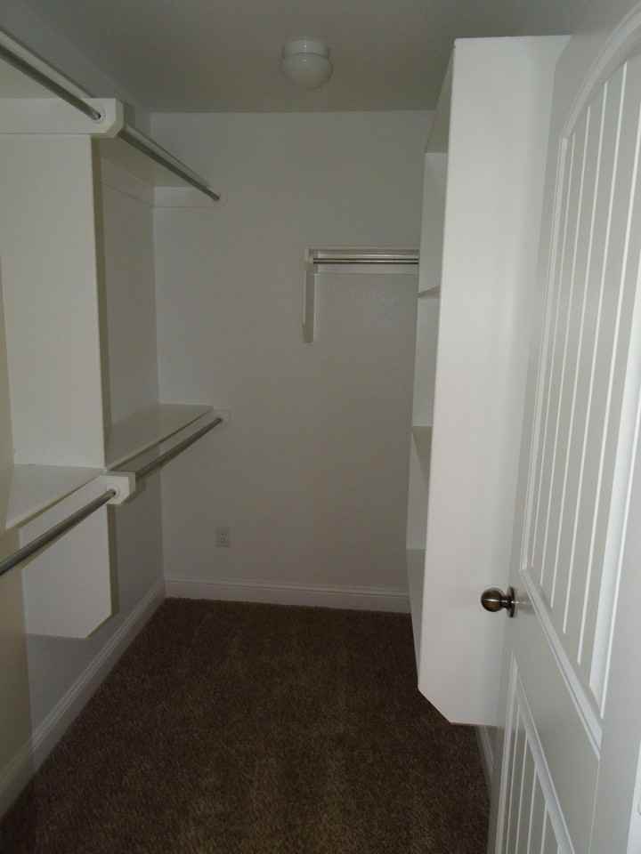 11107 Everett Ave - Photo 7 of 20