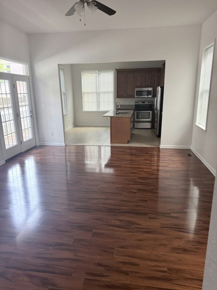 213 W 30th St - Photo 2 of 10