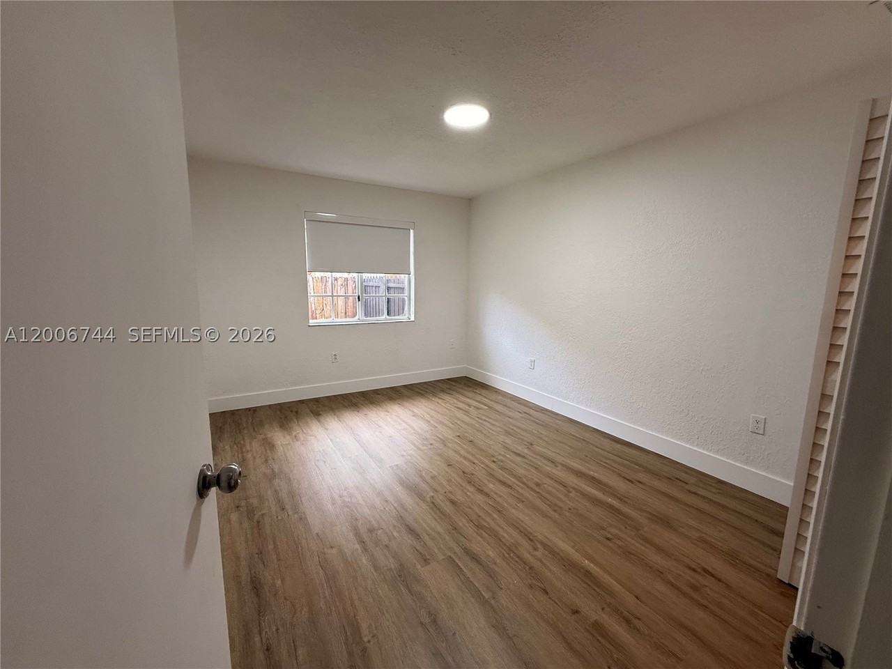 15741 Nw 40th Ct #B - Photo 5 of 13