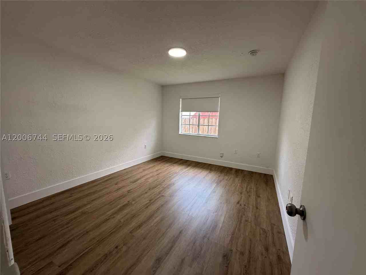 15741 Nw 40th Ct #B - Photo 6 of 13