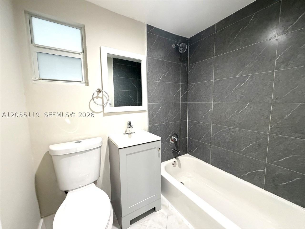 9615 Nw 3rd Ave - Photo 6 of 19