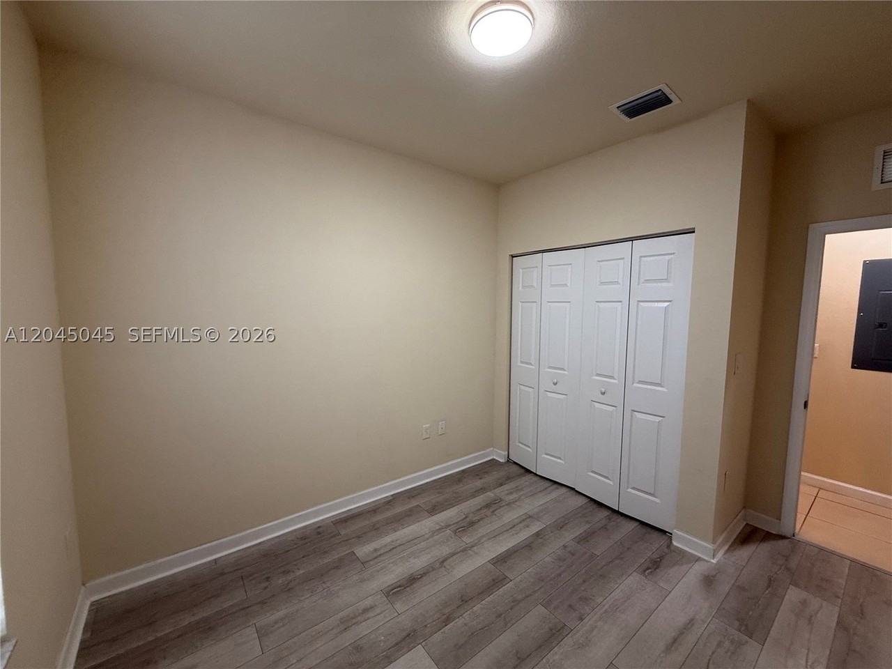 9572 Sw 169th Pl #MAIN - Photo 4 of 27