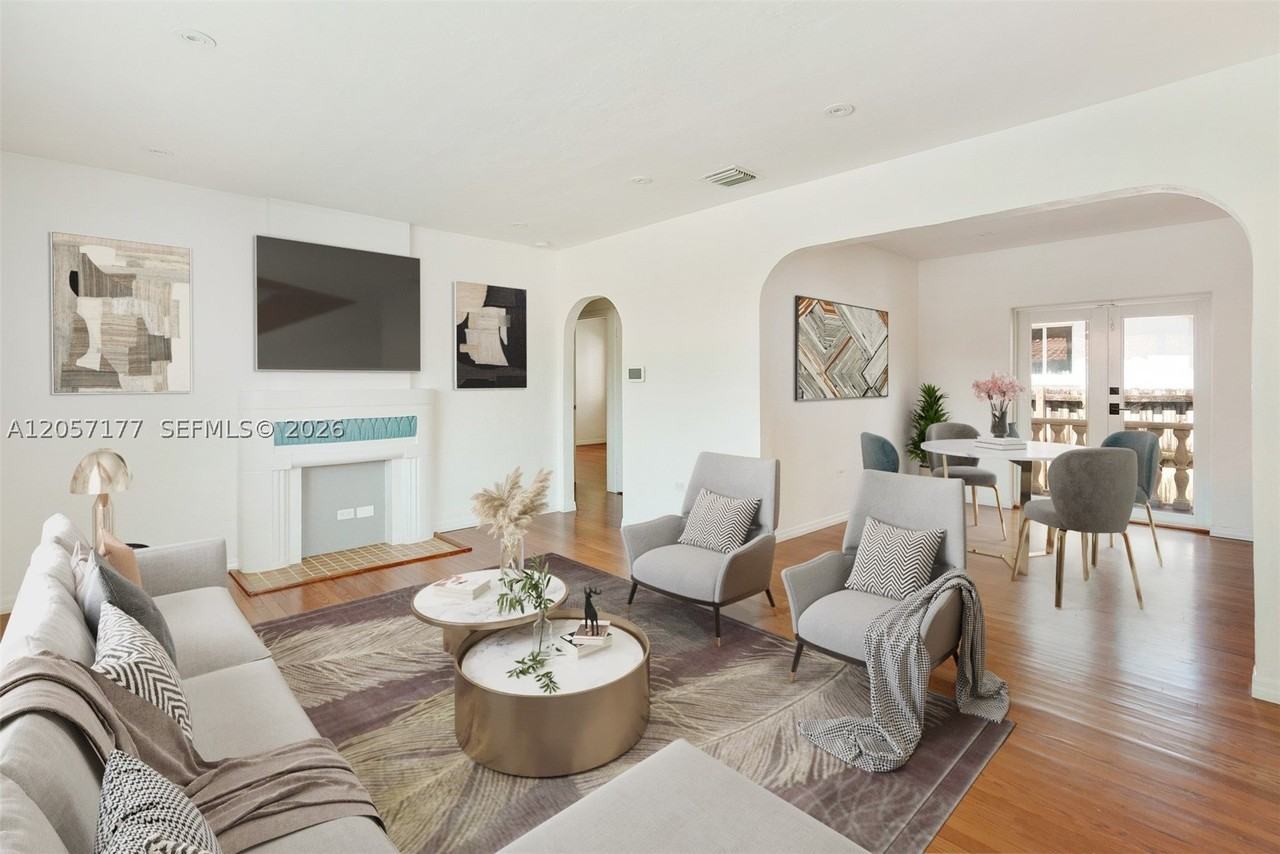2240 Sw 24th Ave - Photo 4 of 27