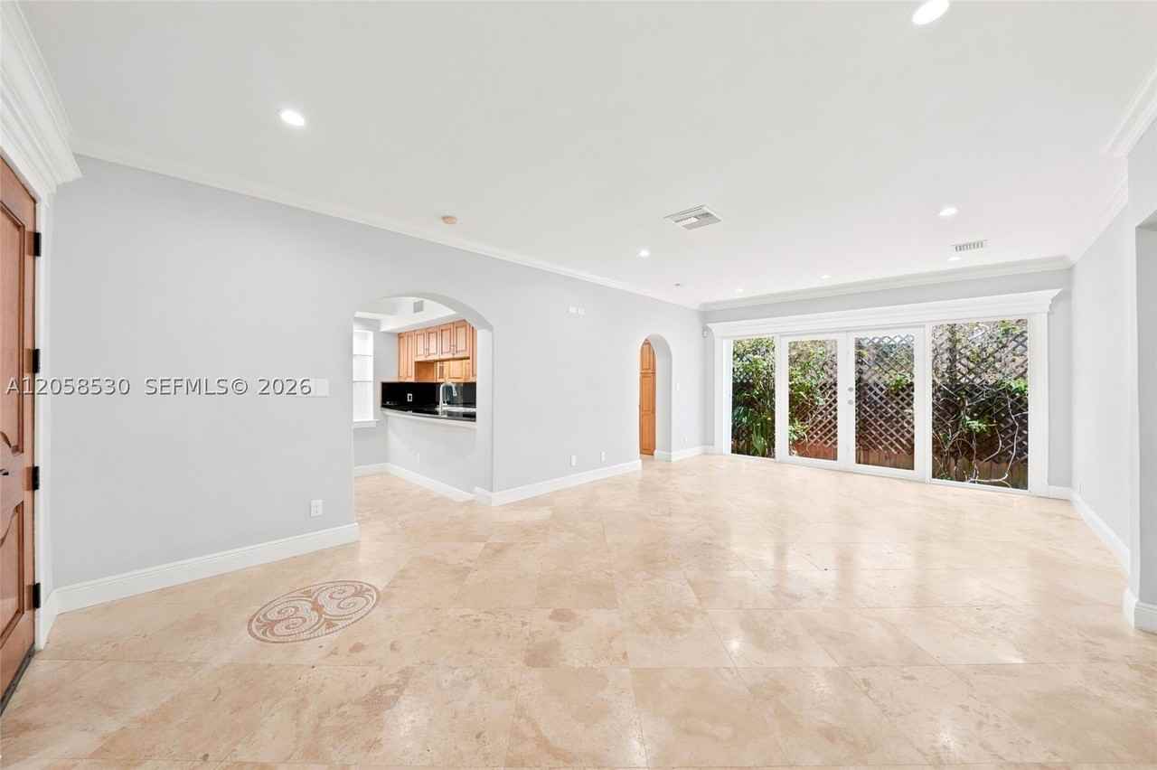 2301 Tequesta Ln #2301 - Photo 7 of 34