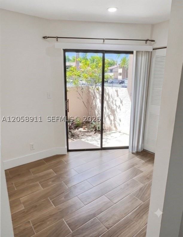 9814 Nob Hill Ct #9814 - Photo 6 of 22