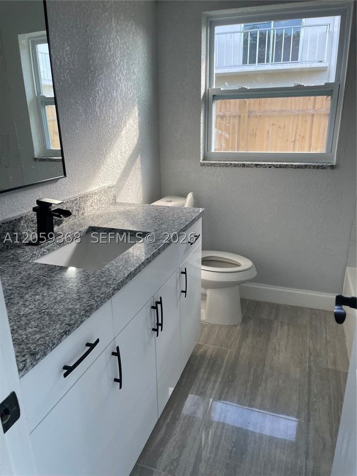 737 Sesame Ct - Photo 7 of 12