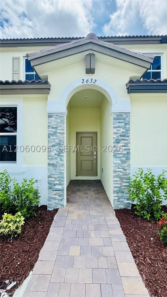 2632 Se 27th Dr - Photo 2 of 30
