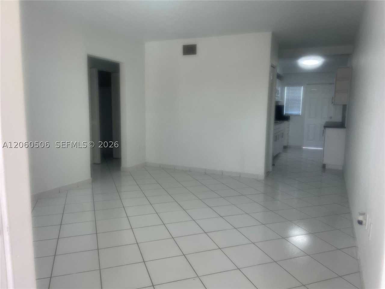 3430 Sw 10th St #3 - Photo 3 of 20