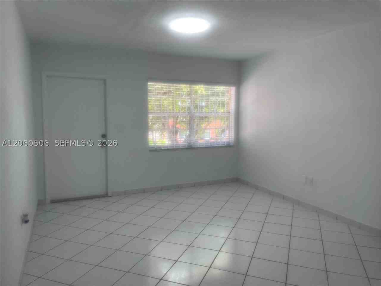 3430 Sw 10th St #3 - Photo 4 of 20