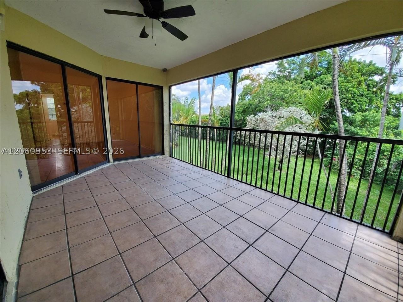 805 N Franklin Ave #805L - Photo 2 of 40